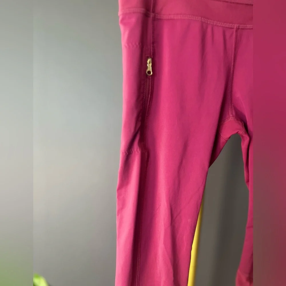 Lululemon - Picture 3 of 10